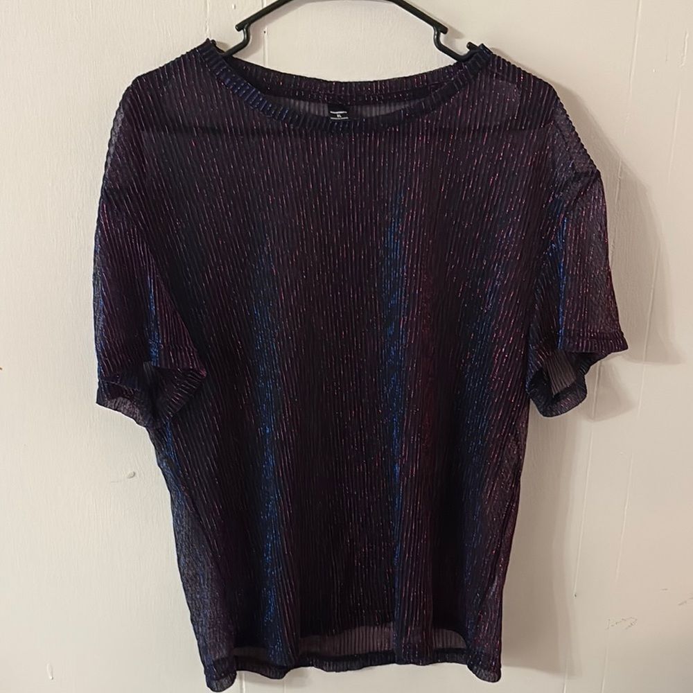 Manfinity Purple/Blue Sheer Black Top